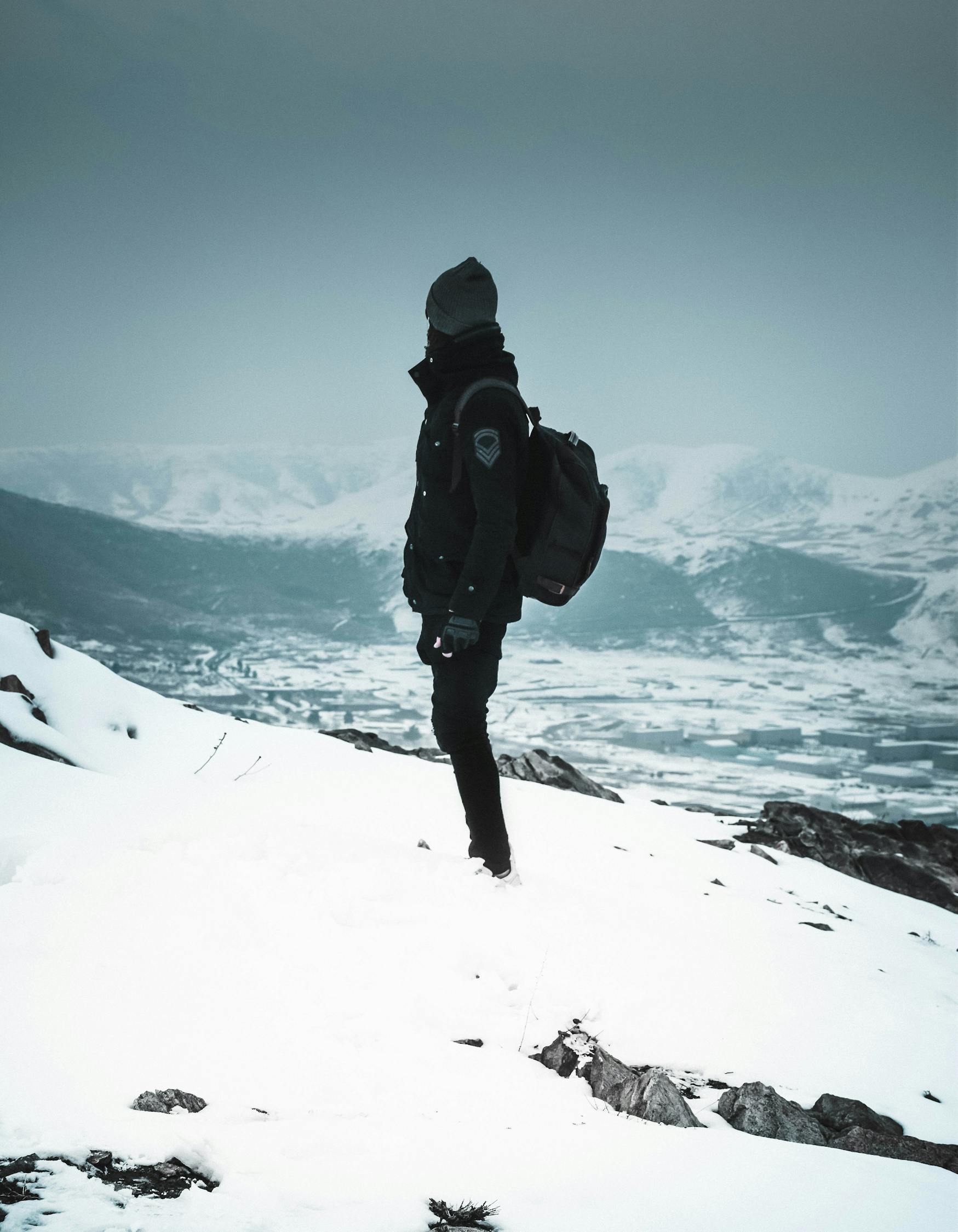 徒步雪山失联遇难的悲剧与反思