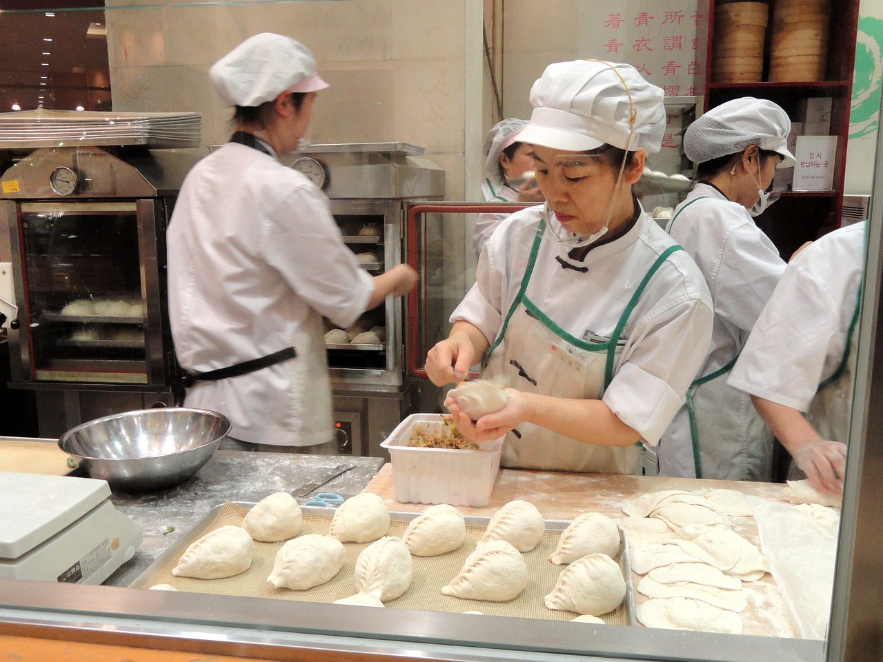 饭店中的天价饺子，一份饺子售价高达68元